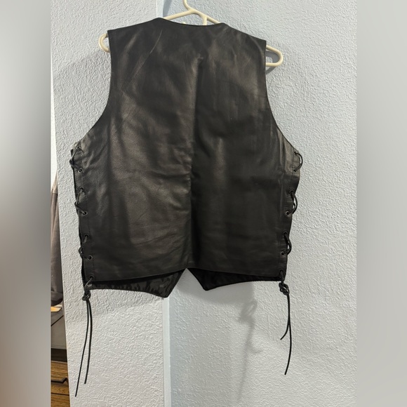 Vance Leathers Black Vest - Picture 2 of 7